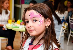 Pintura Menina Buffet Infantil Tatuapé Jardim dos Sonhos